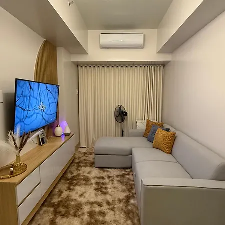 Glamorous Smdc Shore 3, 5 Star Rate Bnb-Wifi-Netflix